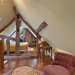 Charmante Maison Avec Jardin Clos A - Fr-1-497-180