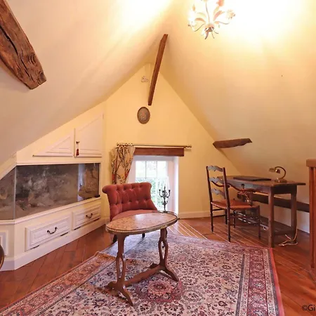 Charmante Maison Avec Jardin Clos A - Fr-1-497-180