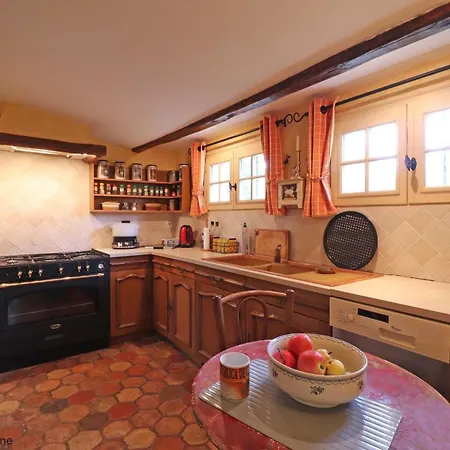 Charmante Maison Avec Jardin Clos A - Fr-1-497-180 * Saint-Pierre-des-Loges