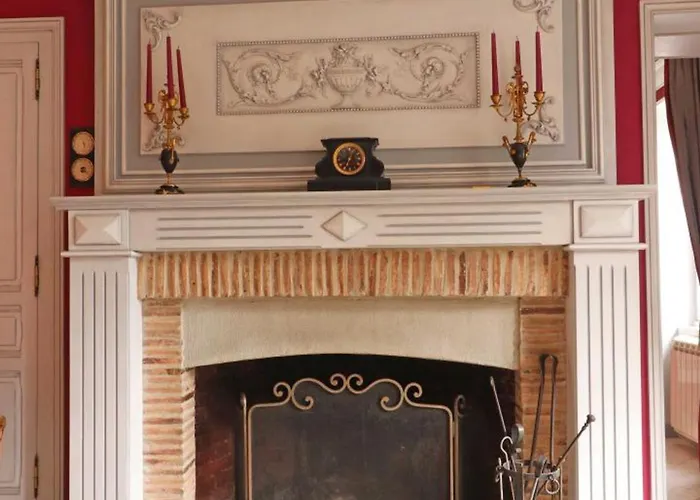 Charmante Maison Avec Jardin Clos A - Fr-1-497-180 *